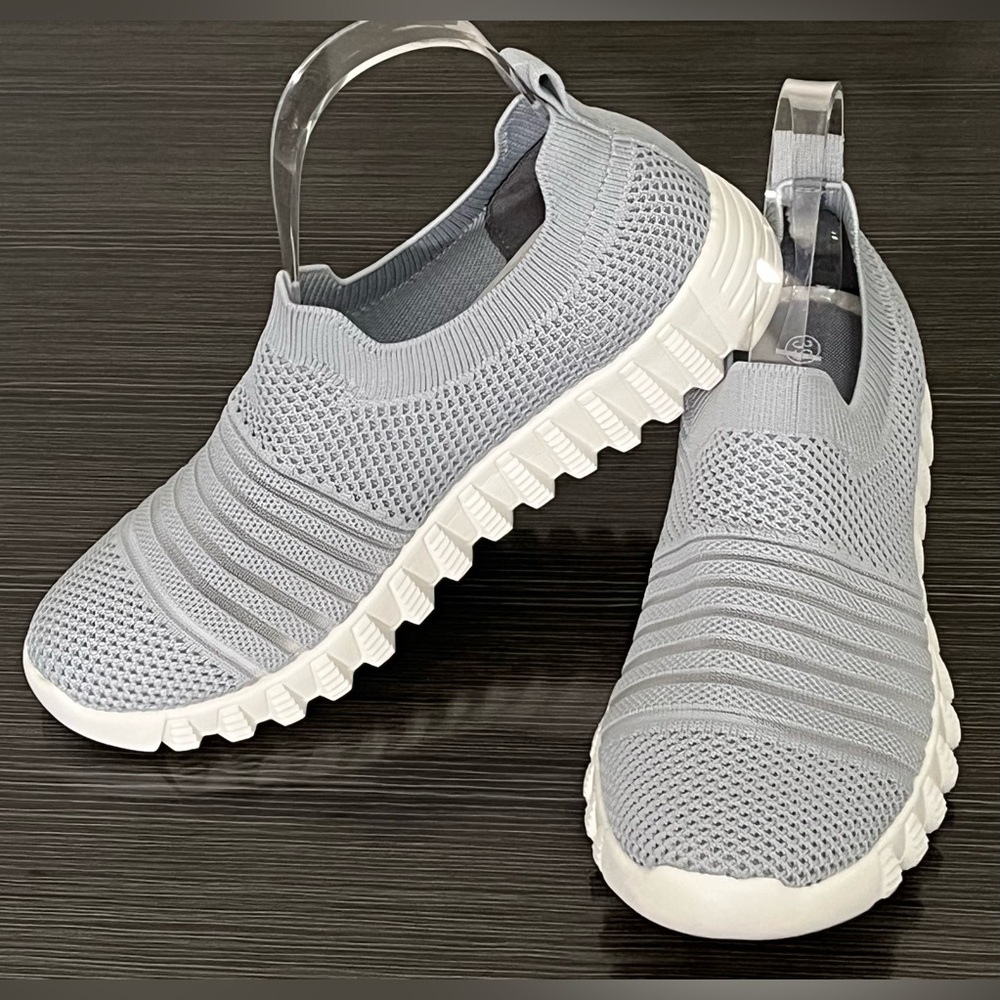 Bernie Mev Gray Wylie Sock Knit Chunky Memory Foam Slip On Sneakers Size 8